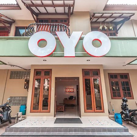 Oyo 1990 Kost Kuningan Executive Boading House Setiabudi Cakarta Dış mekan fotoğraf