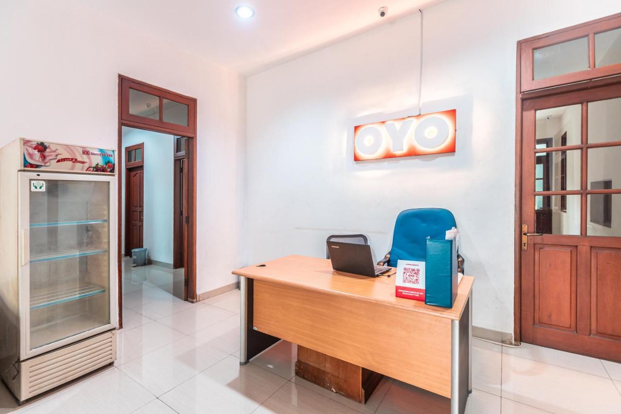 Oyo 1990 Kost Kuningan Executive Boading House Setiabudi Cakarta Dış mekan fotoğraf