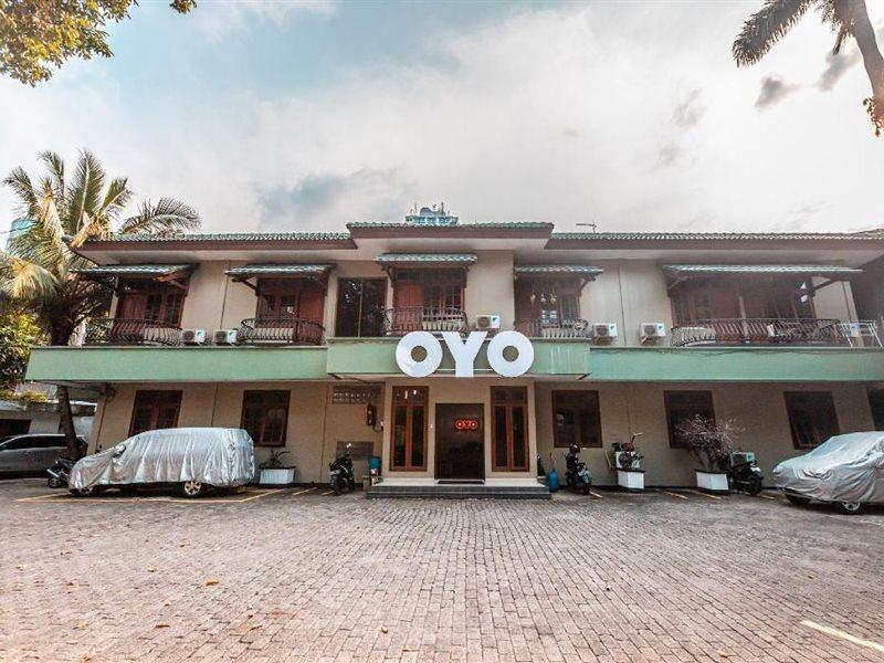Oyo 1990 Kost Kuningan Executive Boading House Setiabudi Cakarta Dış mekan fotoğraf