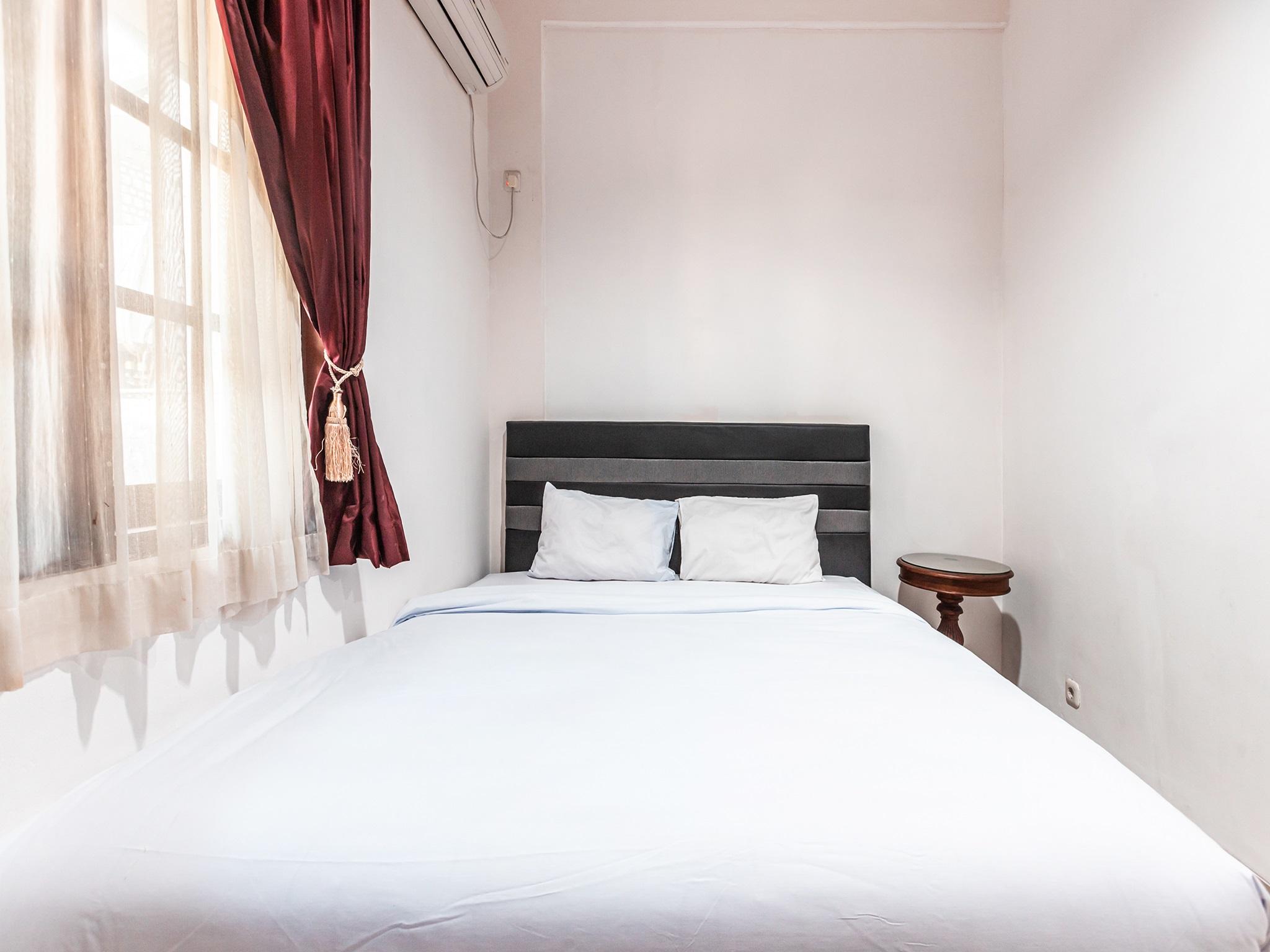 Oyo 1990 Kost Kuningan Executive Boading House Setiabudi Cakarta Dış mekan fotoğraf