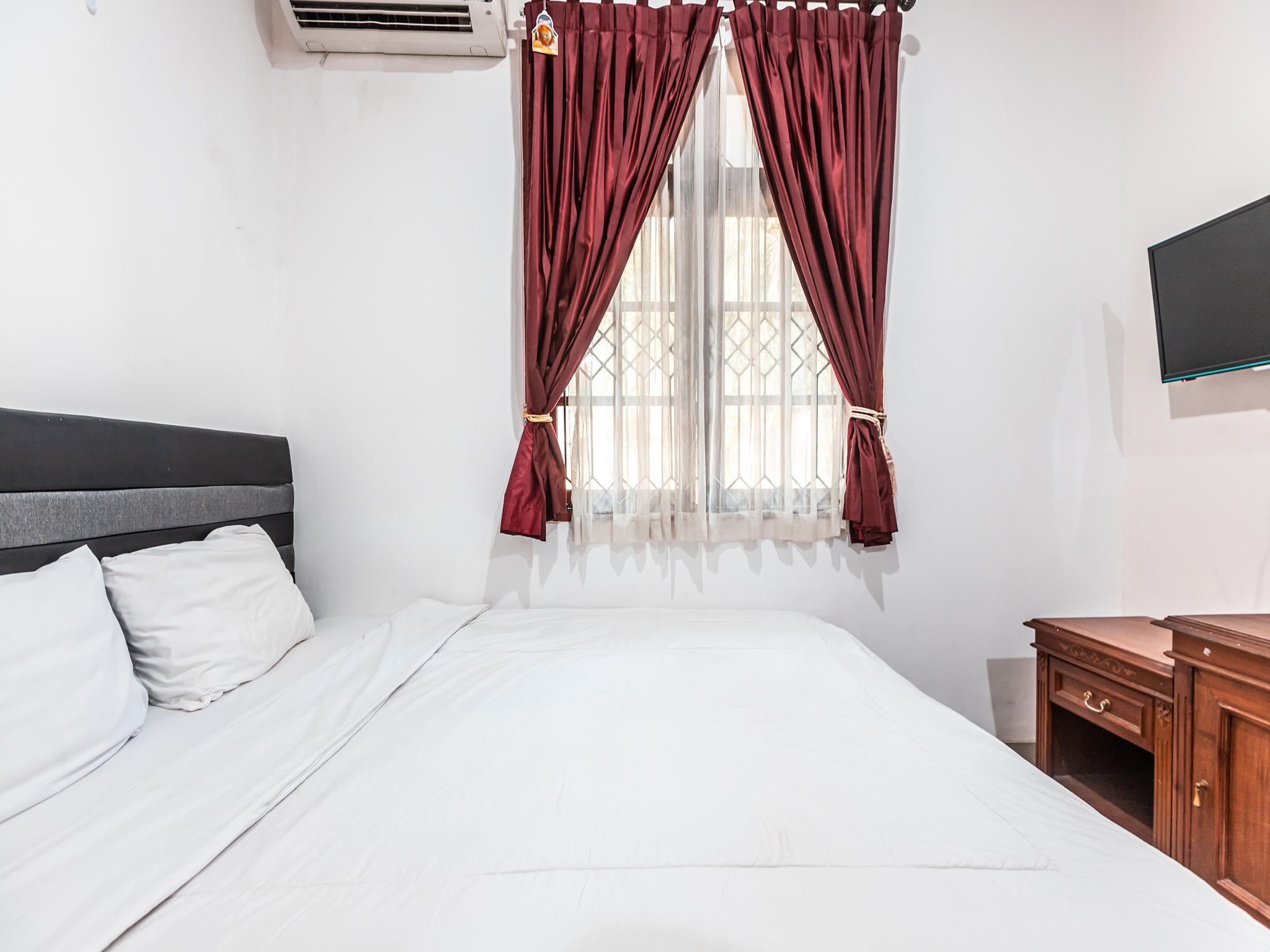 Oyo 1990 Kost Kuningan Executive Boading House Setiabudi Cakarta Dış mekan fotoğraf
