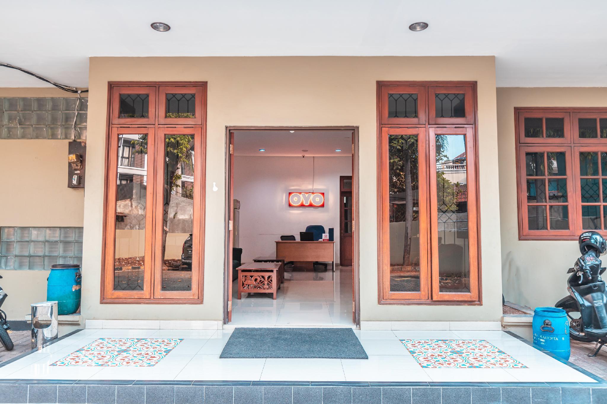 Oyo 1990 Kost Kuningan Executive Boading House Setiabudi Cakarta Dış mekan fotoğraf