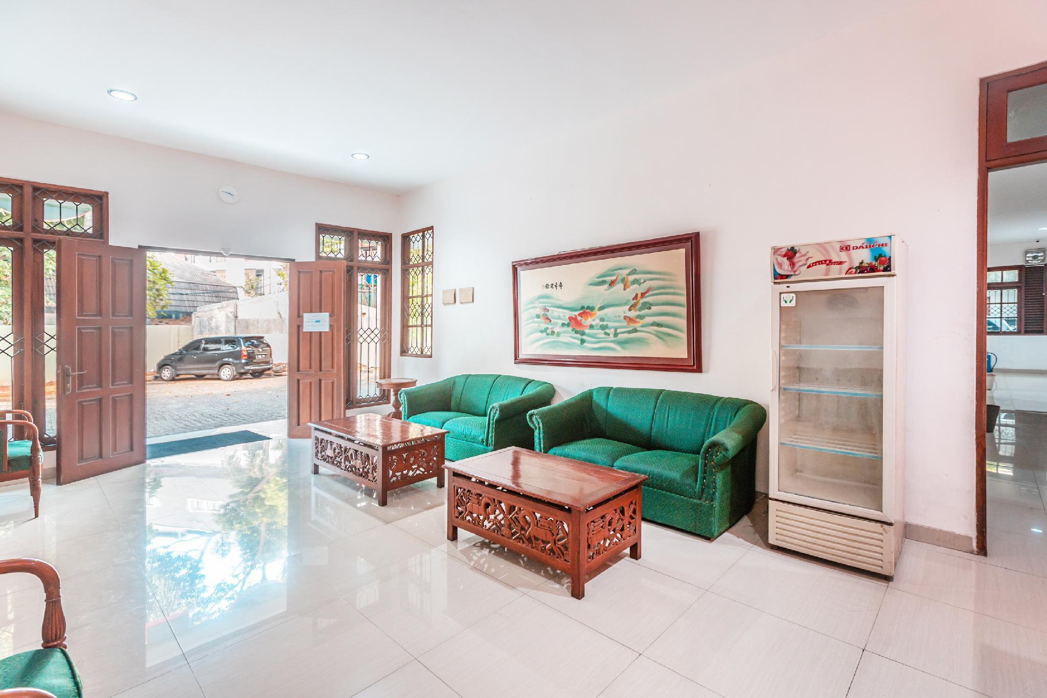 Oyo 1990 Kost Kuningan Executive Boading House Setiabudi Cakarta Dış mekan fotoğraf